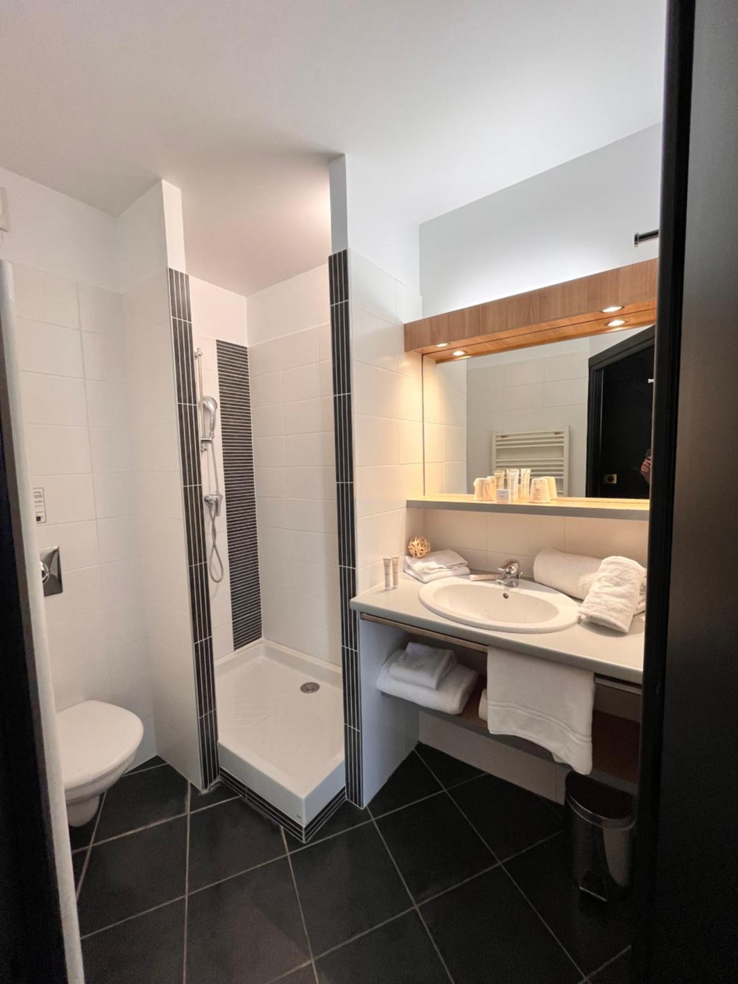 Residence Hoteliere Natureva & Spa Agde Bagian luar foto